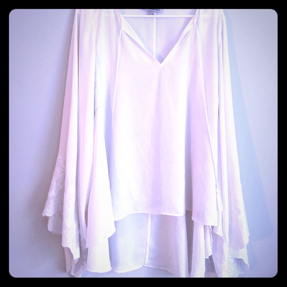 JLo Whote Goddess White Blouse Embroider Sleeve XL